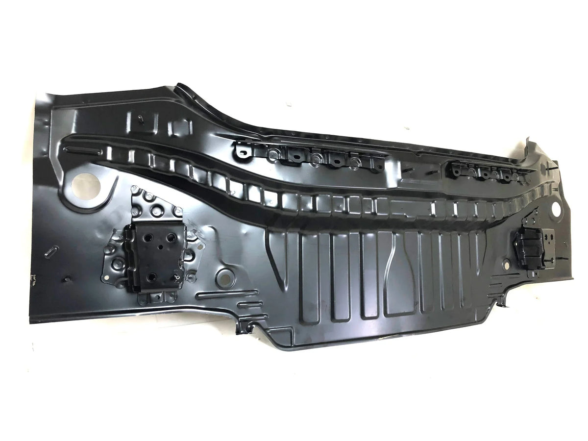 2018 2019 2020 2021 2022 suitable with  Camry Rear Trunk Body Lower Panel